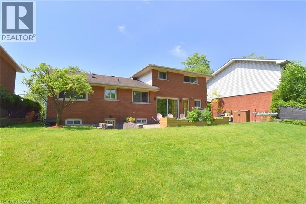 372 FENNELL AVENUE WEST Image 6