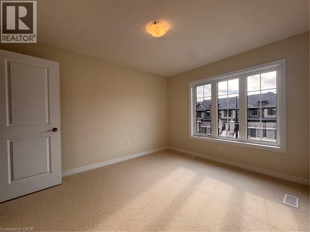 10 CHAPMAN ROAD Image 21