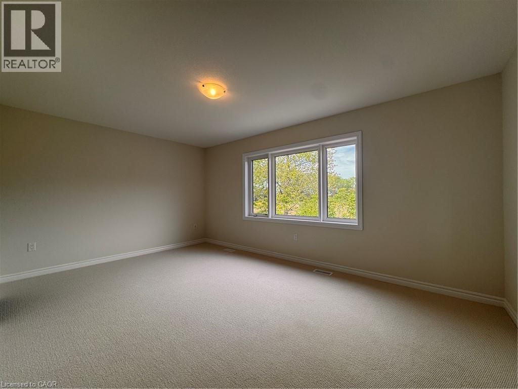 10 CHAPMAN ROAD Image 9