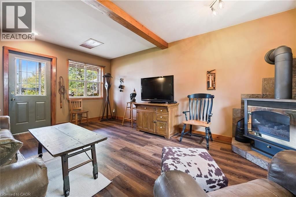 465 KARN STREET Image 10
