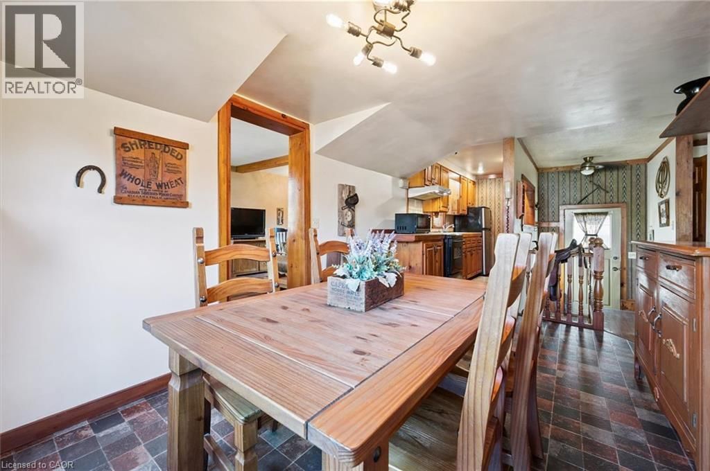 465 KARN STREET Image 13