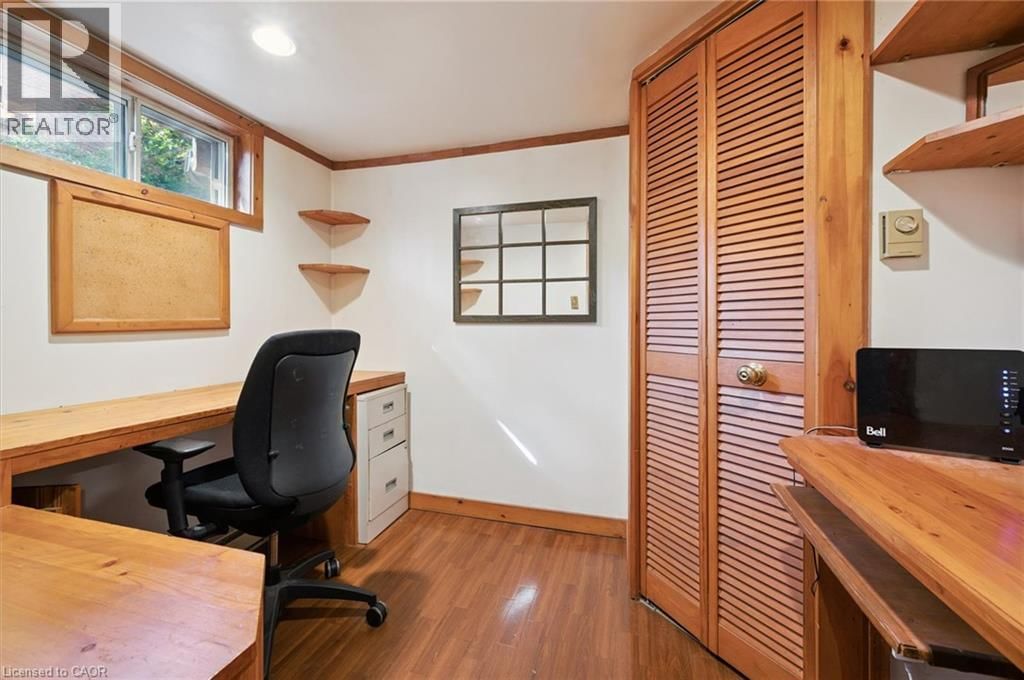 465 KARN STREET Image 25