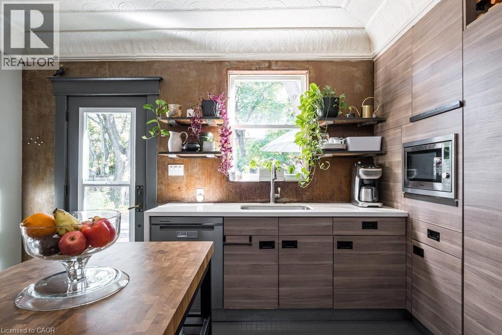 63 CHEDOKE AVENUE Image 19
