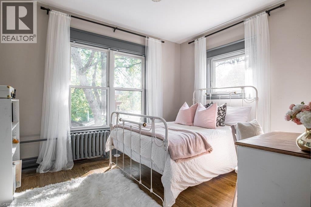 63 CHEDOKE AVENUE Image 30