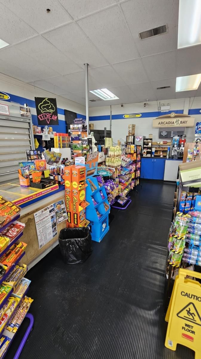 157 MOUNTAIN ST Image 4