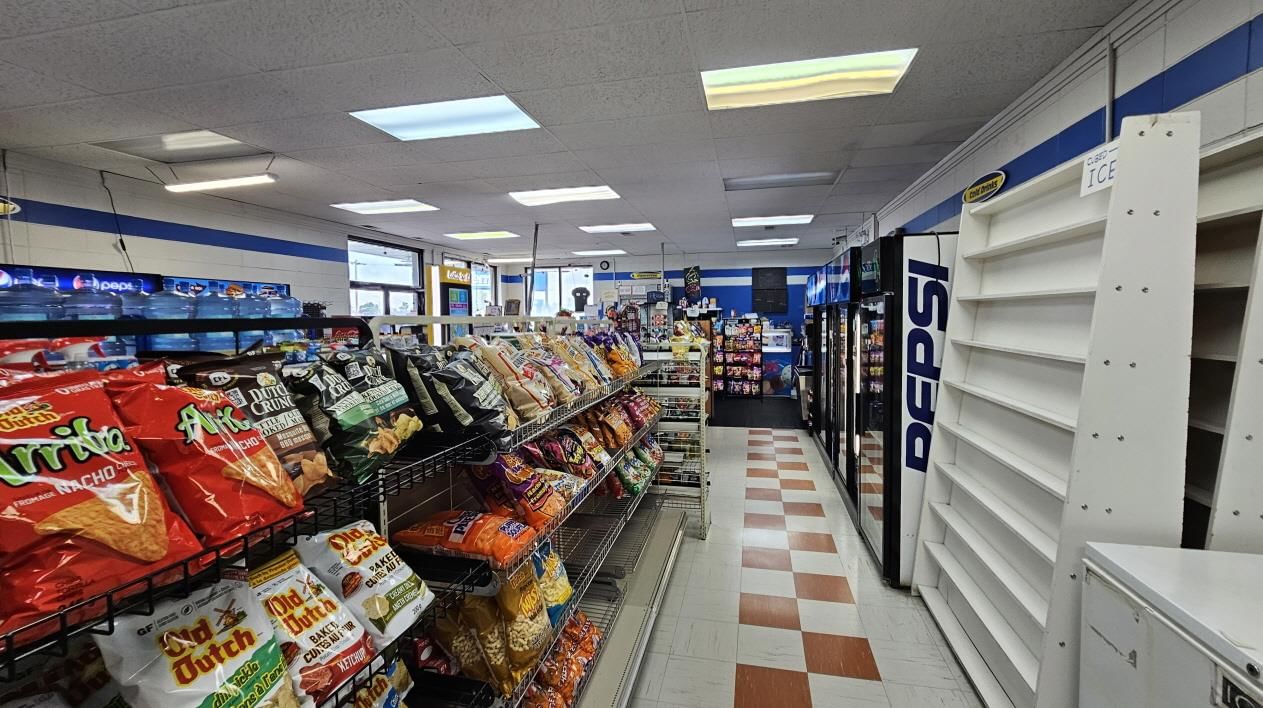 157 MOUNTAIN ST Image 6