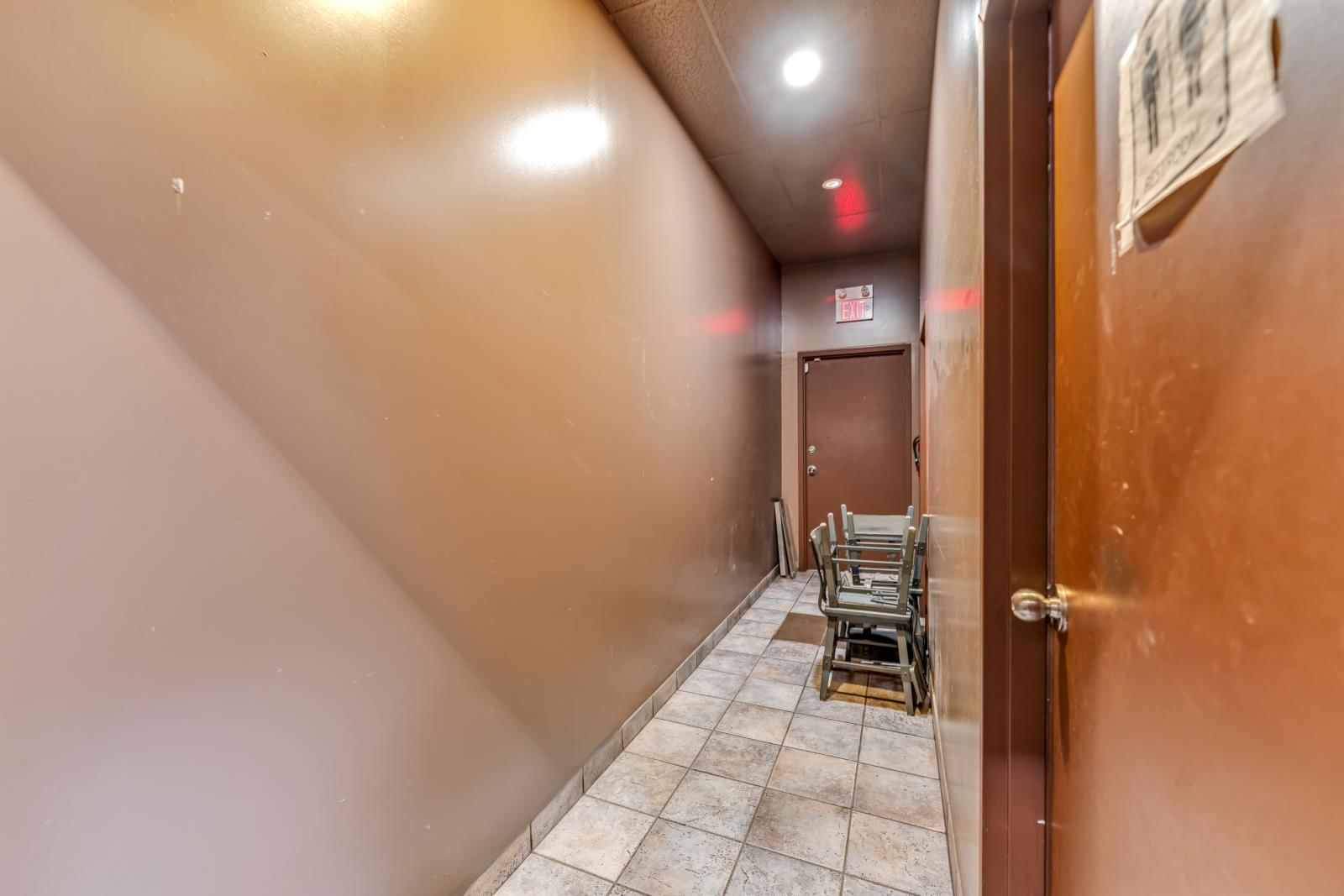 392 ST ALBERT TRL Image 13