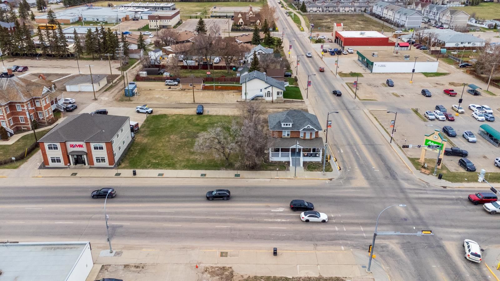 10002 100 Avenue, Morinville, Alberta T8R 1P2