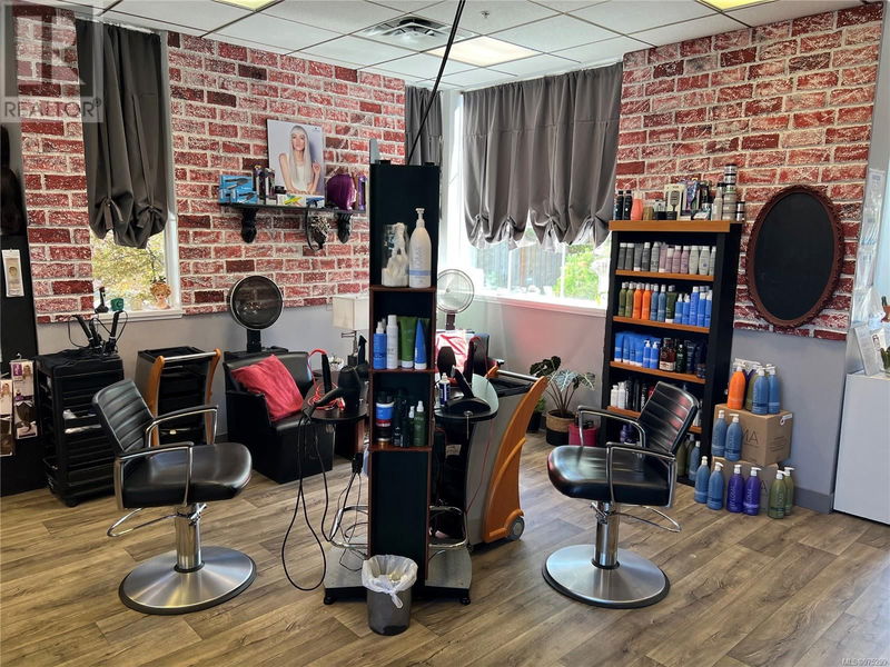 Image #1 of Business for Sale at 2 2025 Bowen Rd, Nanaimo, British Columbia