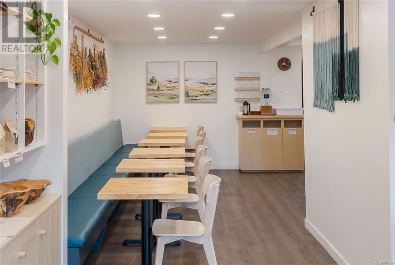 Image #1 of Restaurant for Sale at 125&129 Second Ave W, Qualicum Beach, British Columbia