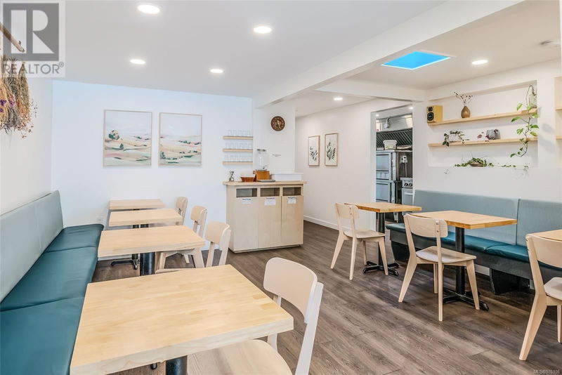 Image #1 of Restaurant for Sale at 125&129 Second Ave W, Qualicum Beach, British Columbia