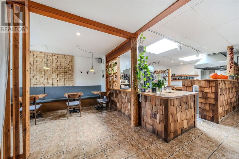 Image #1 of Restaurant for Sale at 125&129 Second Ave W, Qualicum Beach, British Columbia