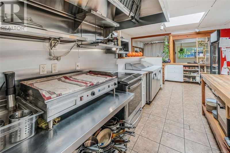 Image #1 of Restaurant for Sale at 125&129 Second Ave W, Qualicum Beach, British Columbia