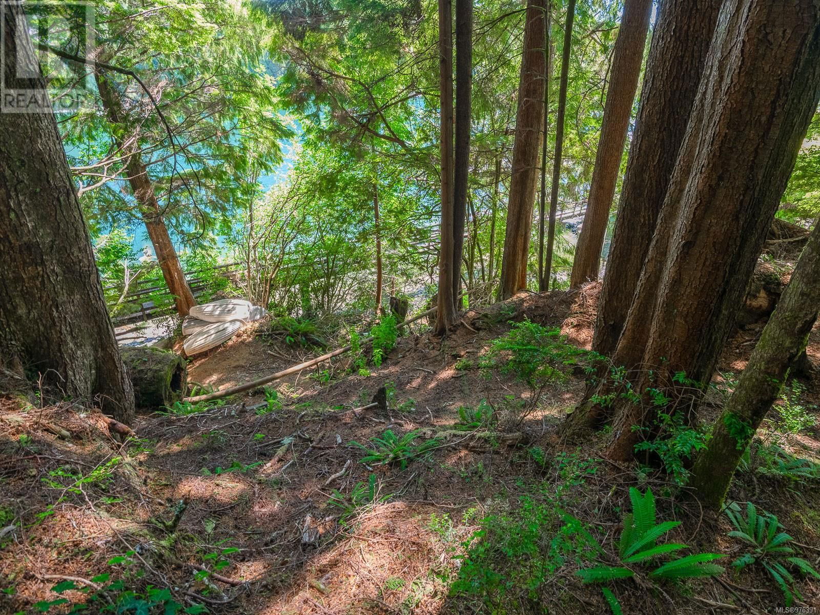 7 167 Bamfield Boardwalk Image 8