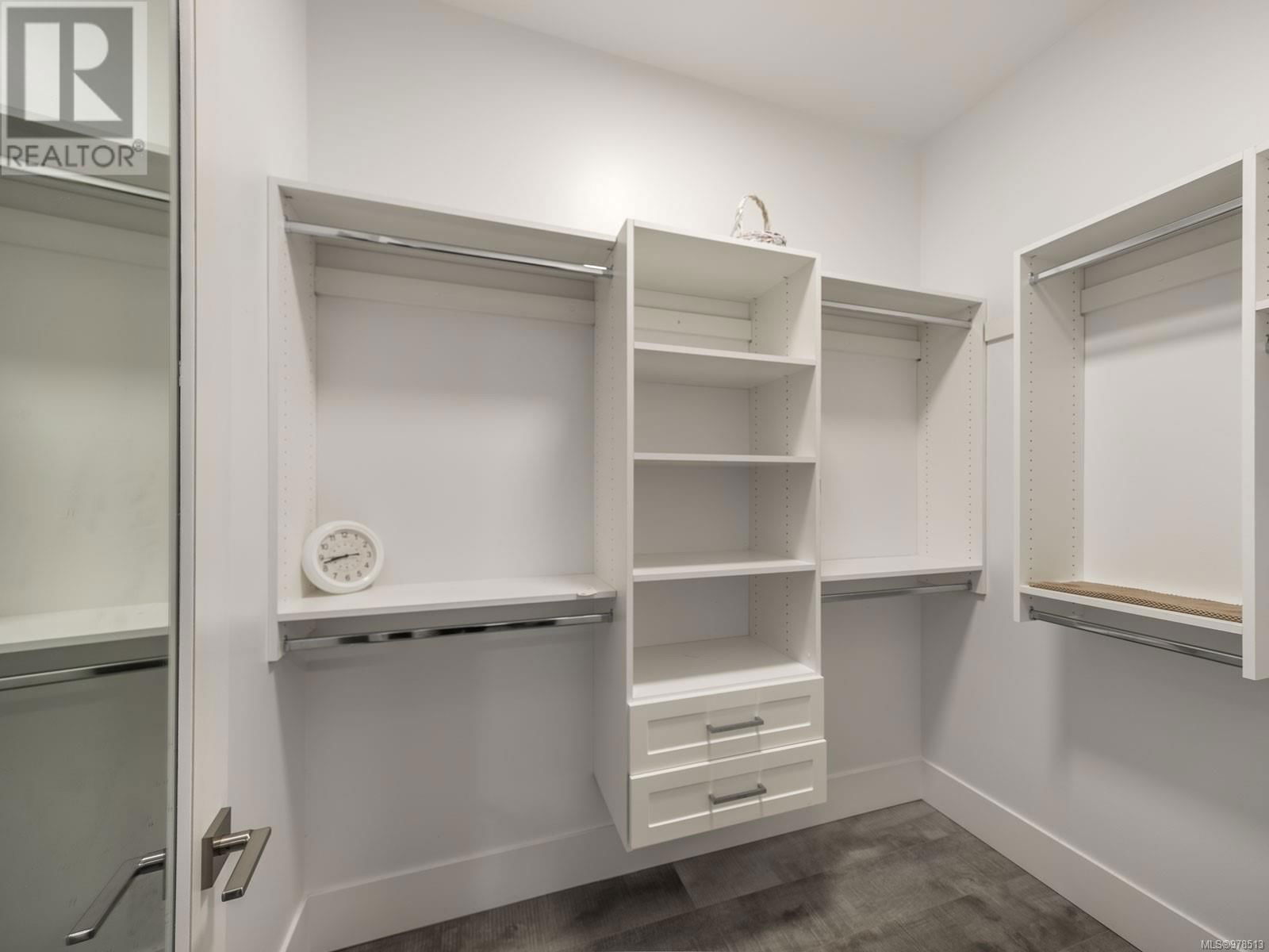 6118 COTTAM ROAD Image 25