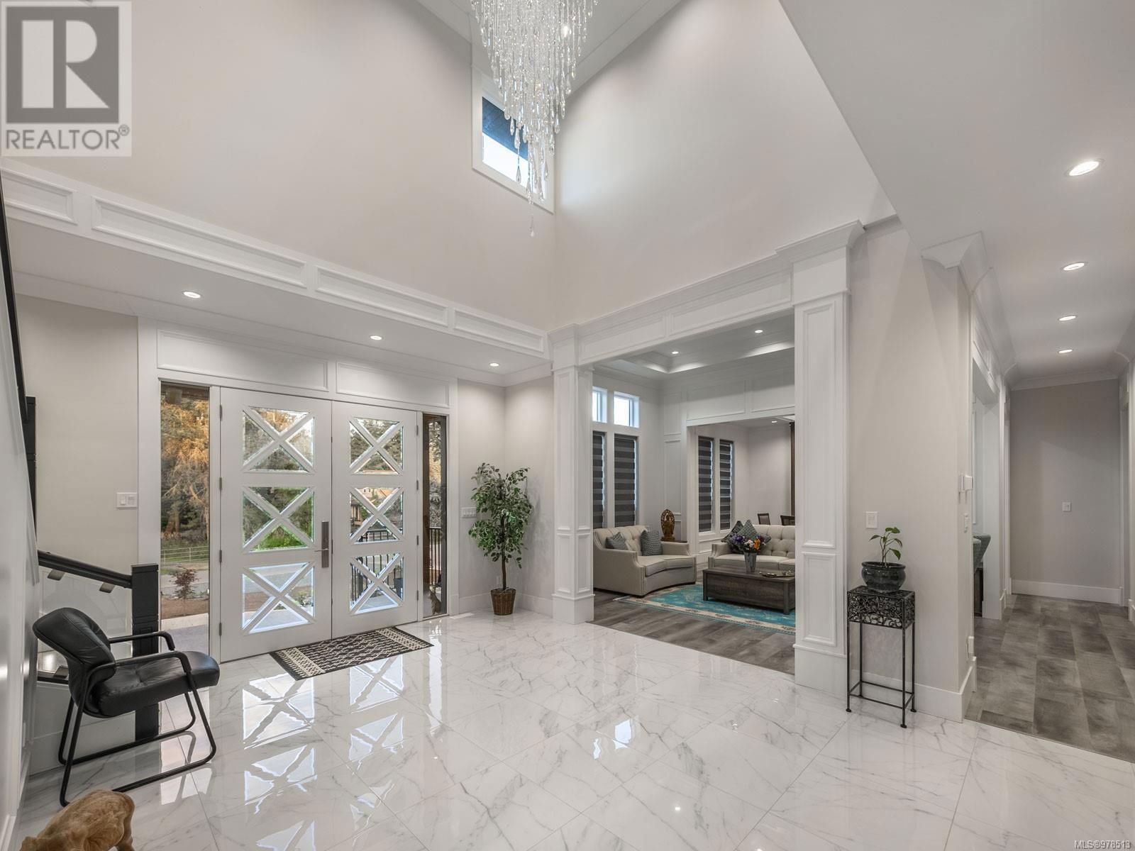 6118 COTTAM ROAD Image 3