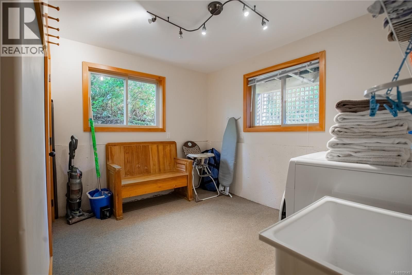 1027 JENSENS BAY ROAD Image 29