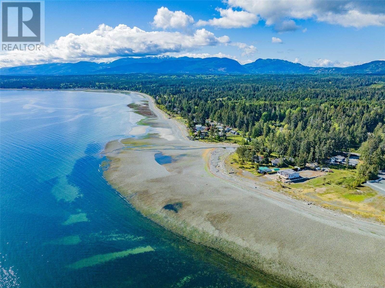 6435 ISLAND HIGHWAY Image 45