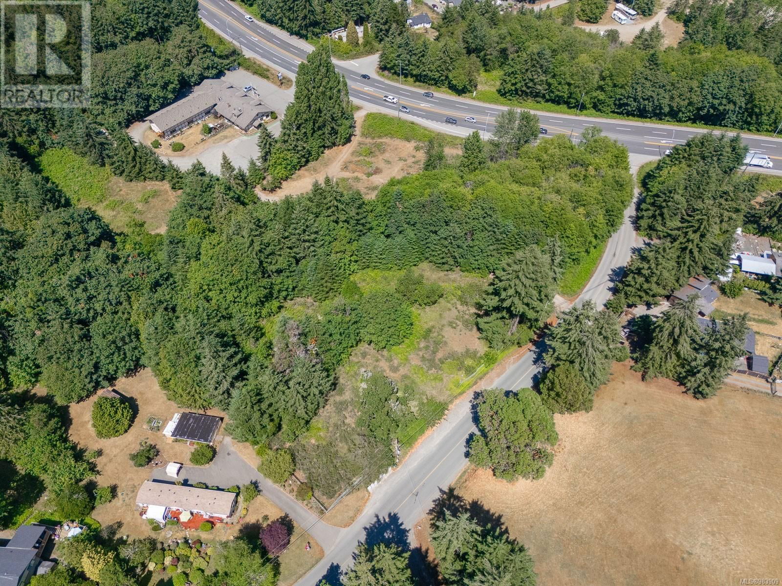 2433 SUMMERSET ROAD Image 4