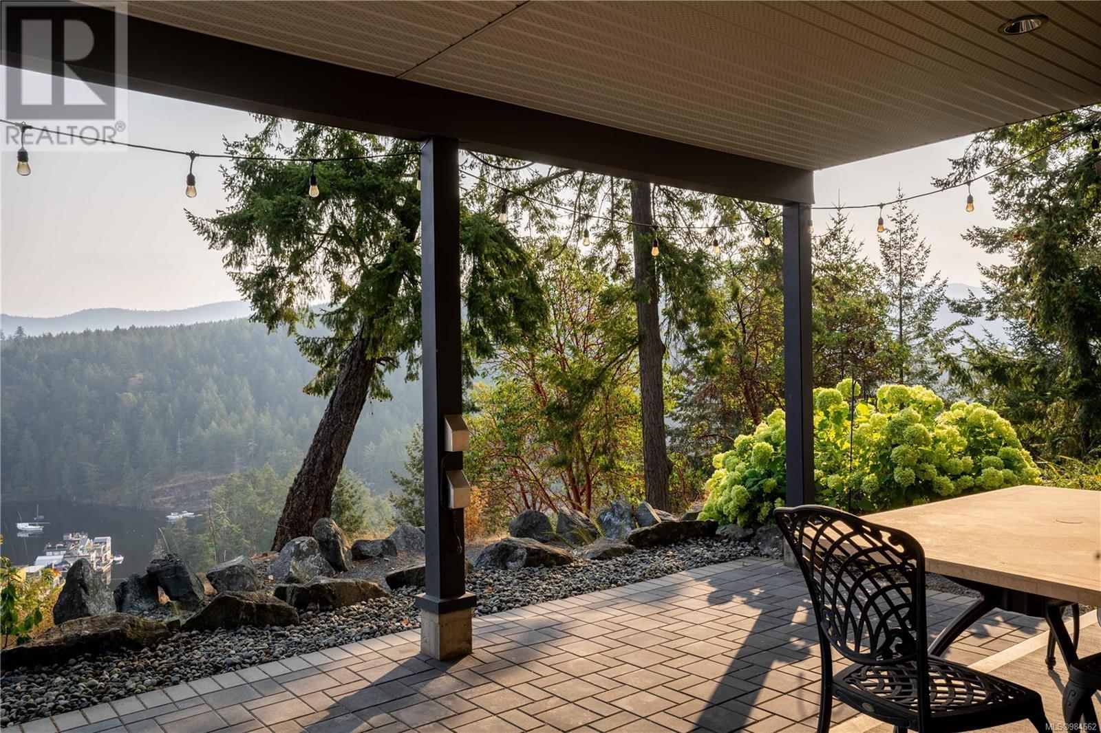 6088 GENOA BAY ROAD Image 31