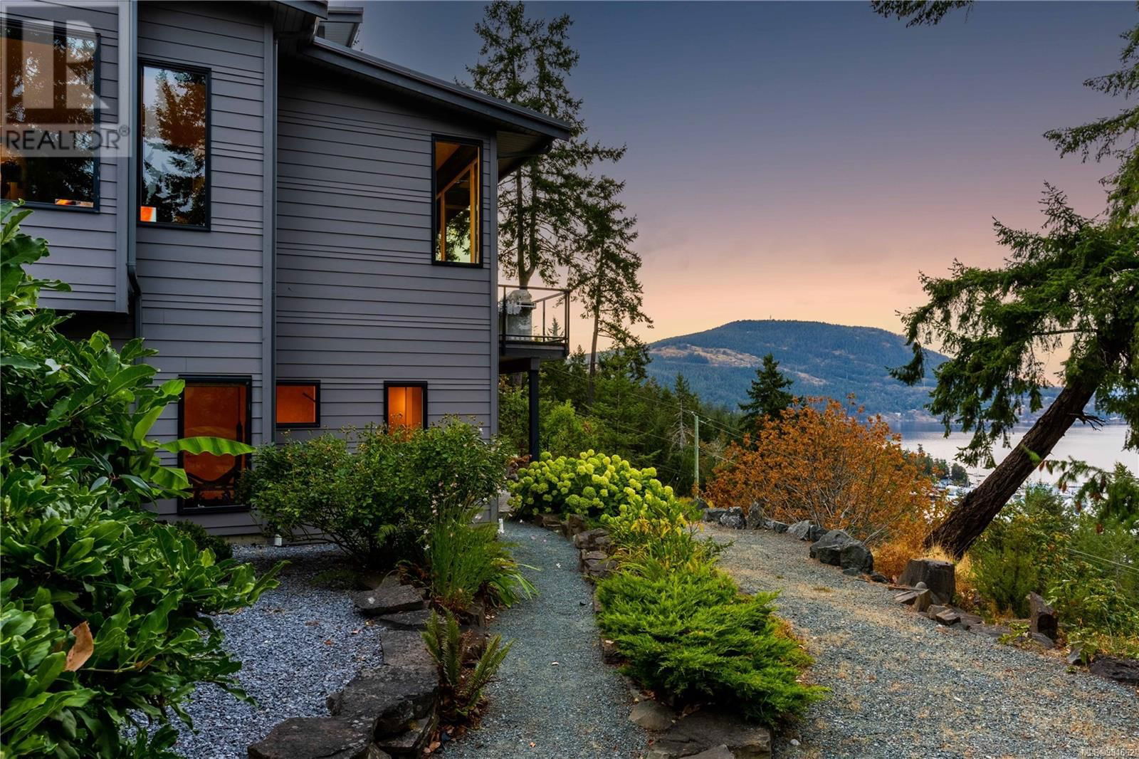 6088 GENOA BAY ROAD Image 92