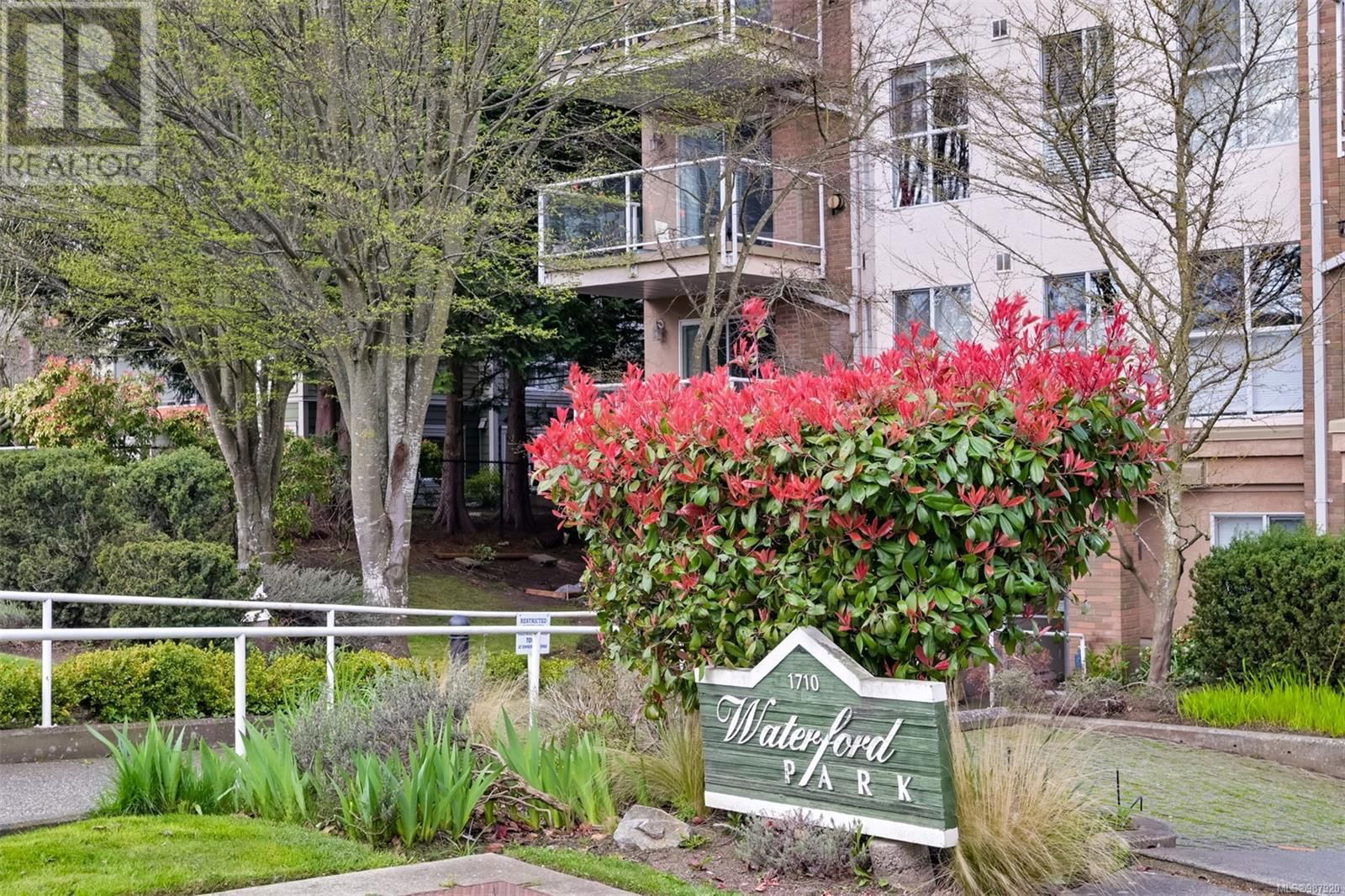 203 - 1710 FORT STREET Image 2