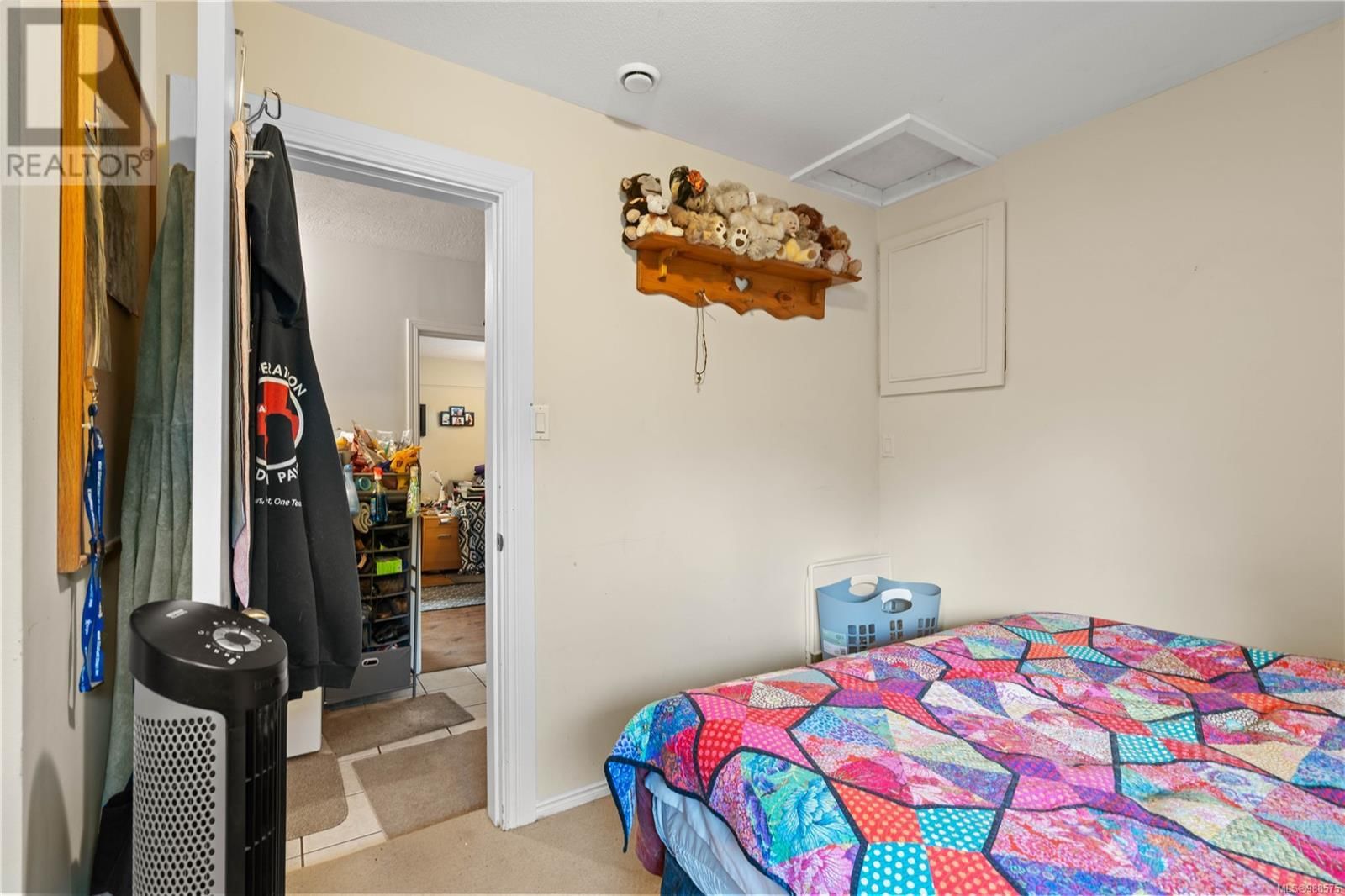 Listing Image 37