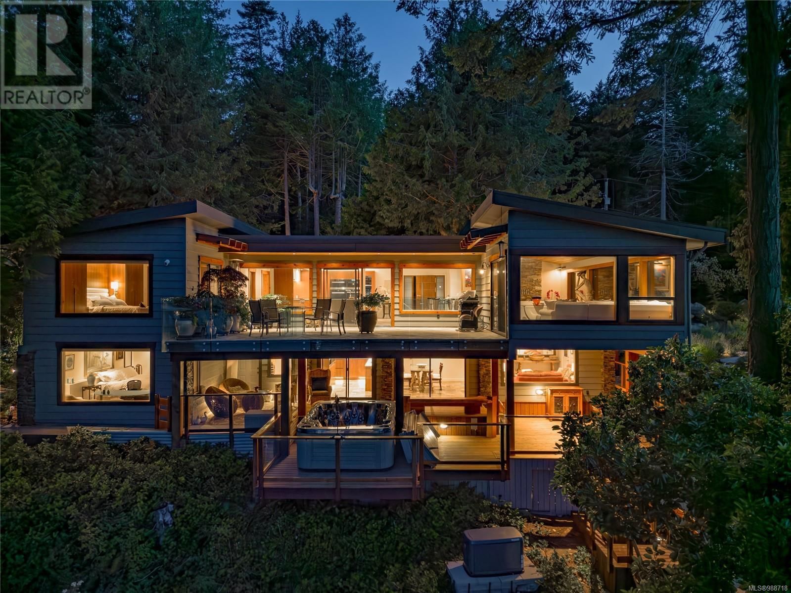 7909 Bedwell Drive, Pender Island, British Columbia V0N 2M2