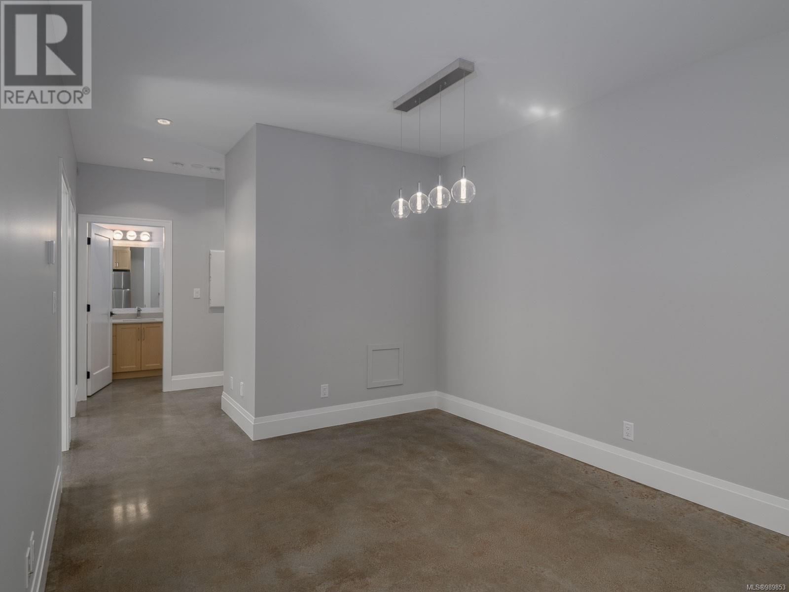 Listing Image 55
