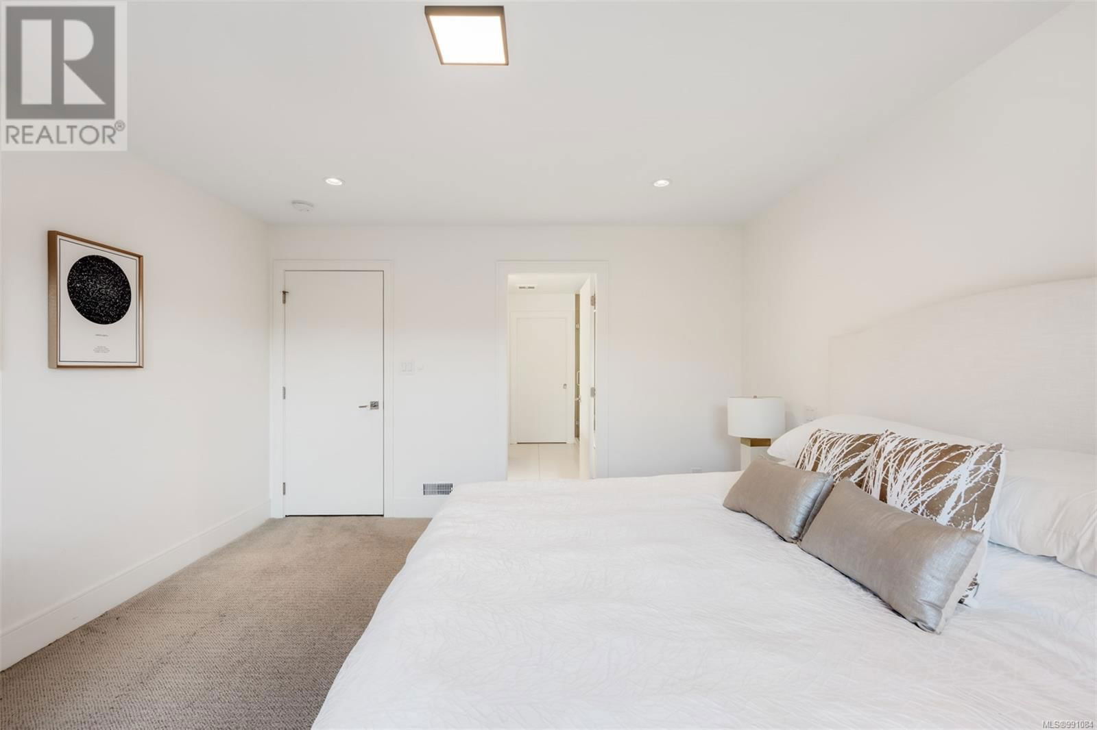 48 MAQUINNA STREET Image 24