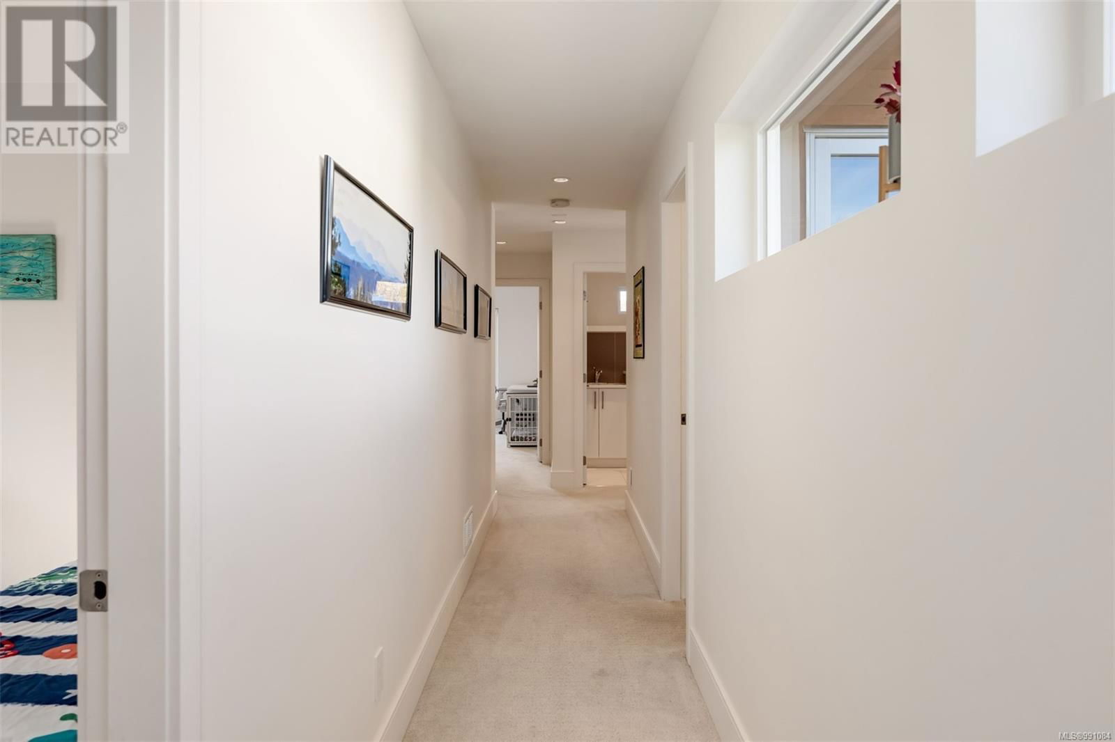48 MAQUINNA STREET Image 33