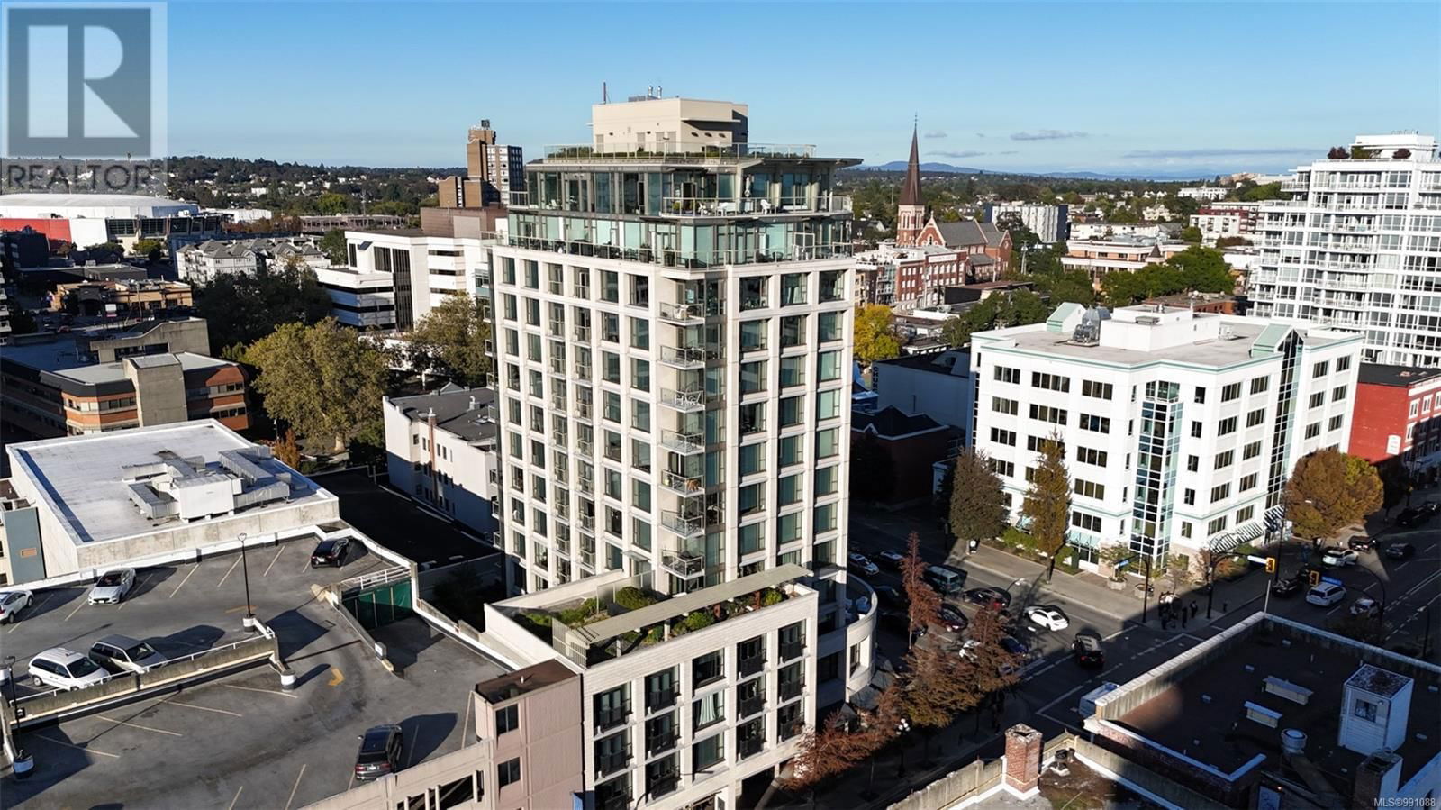 311 - 760 JOHNSON STREET Image 37