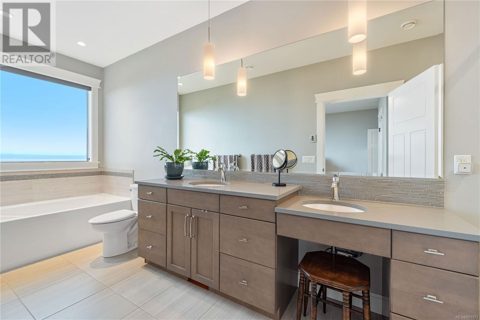 5340 ROYAL SEA VIEW Image 16