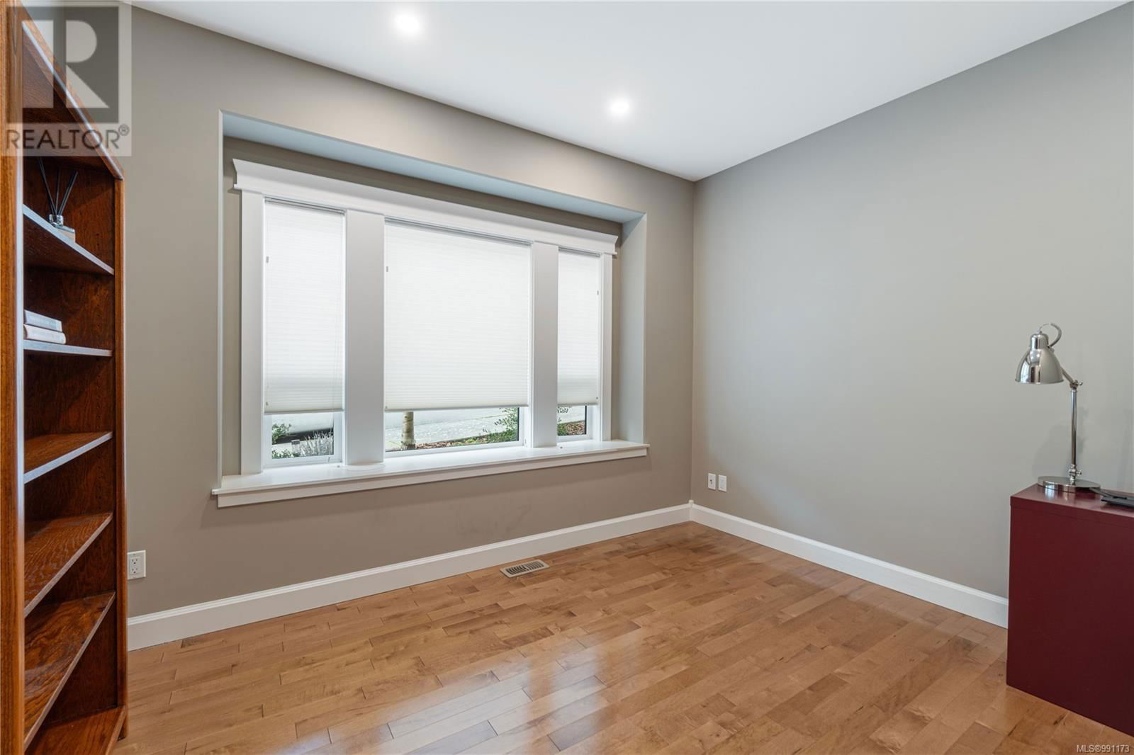 5340 ROYAL SEA VIEW Image 19