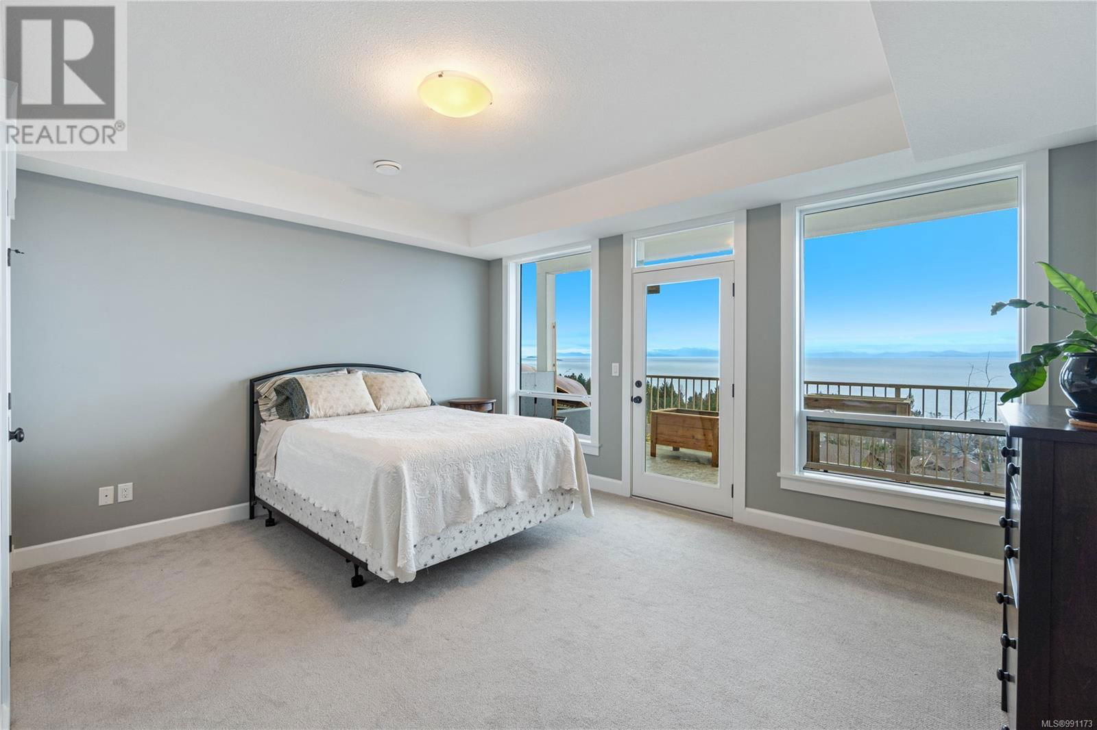 5340 ROYAL SEA VIEW Image 24
