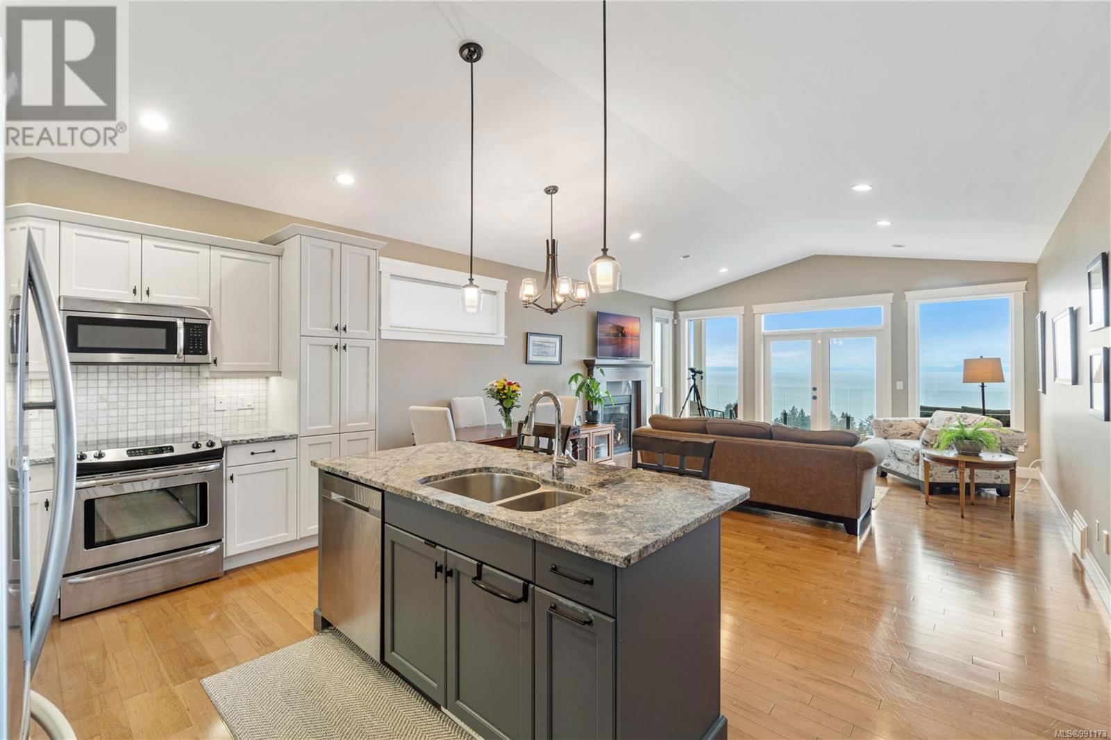 5340 ROYAL SEA VIEW Image 3