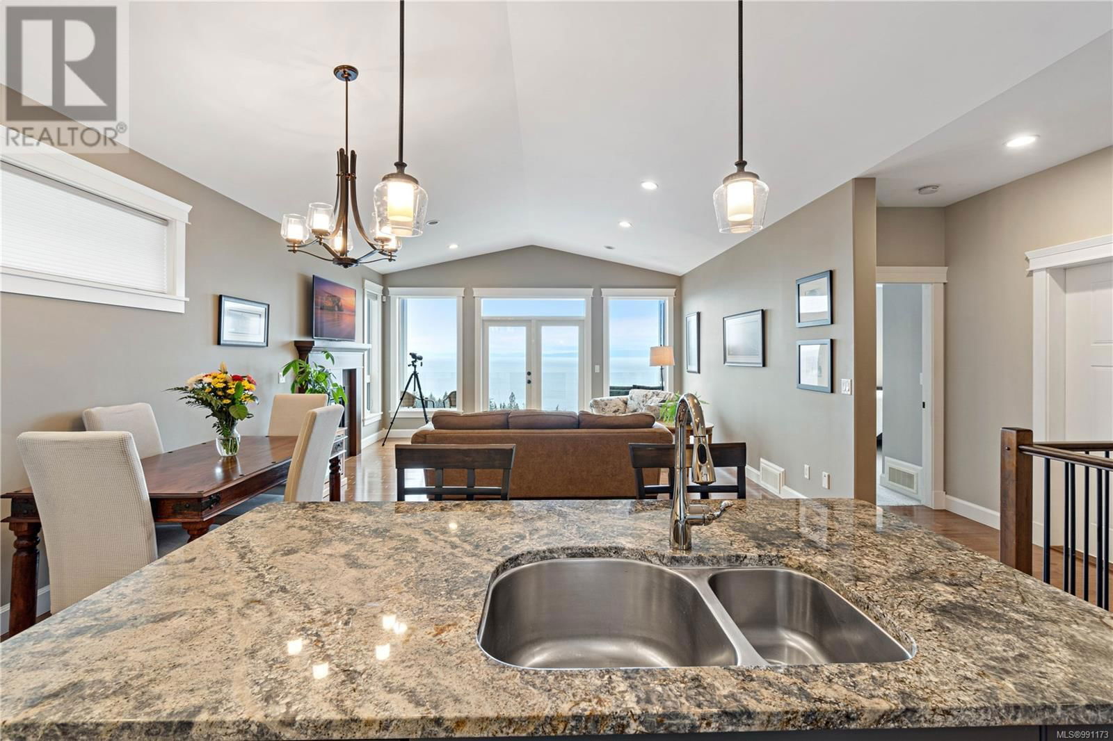 5340 ROYAL SEA VIEW Image 8