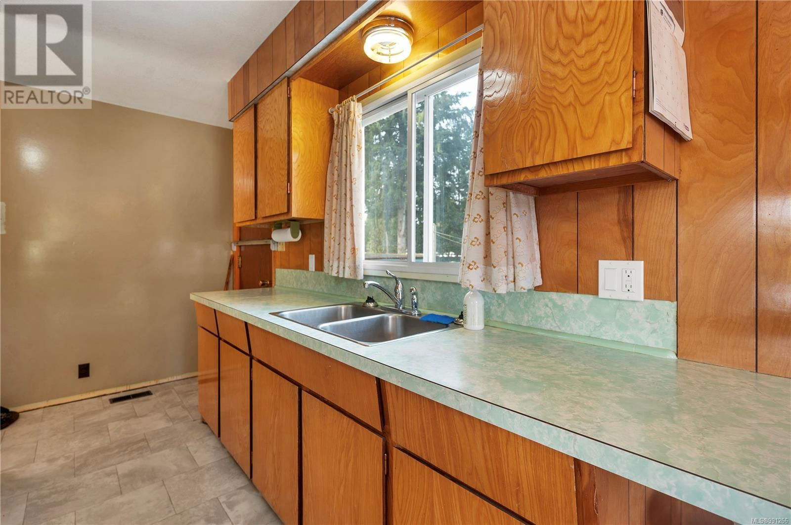 4811 CROYDON ROAD Image 22