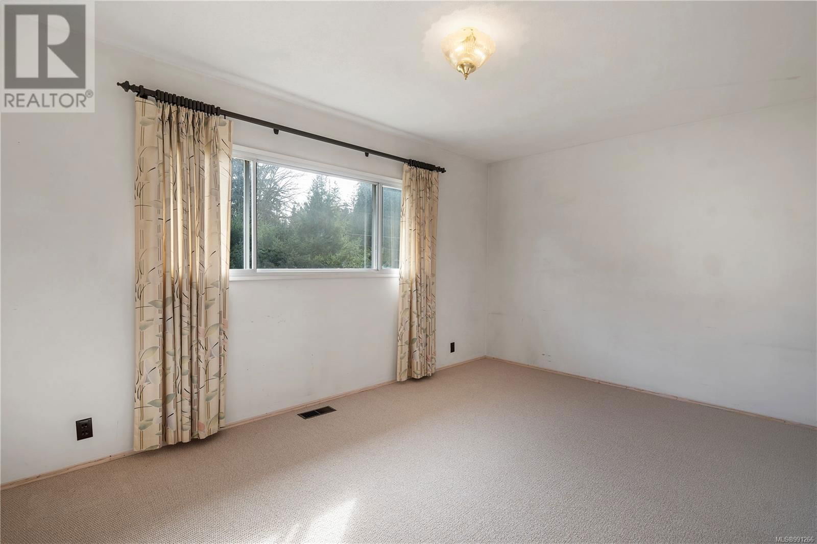 4811 CROYDON ROAD Image 35