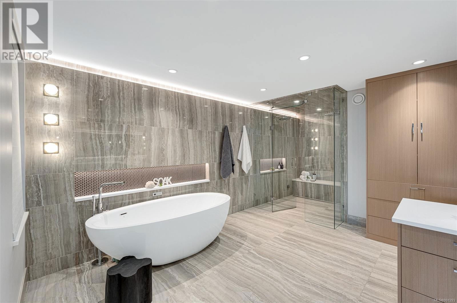 2022 PEBBLE DRIVE Image 31