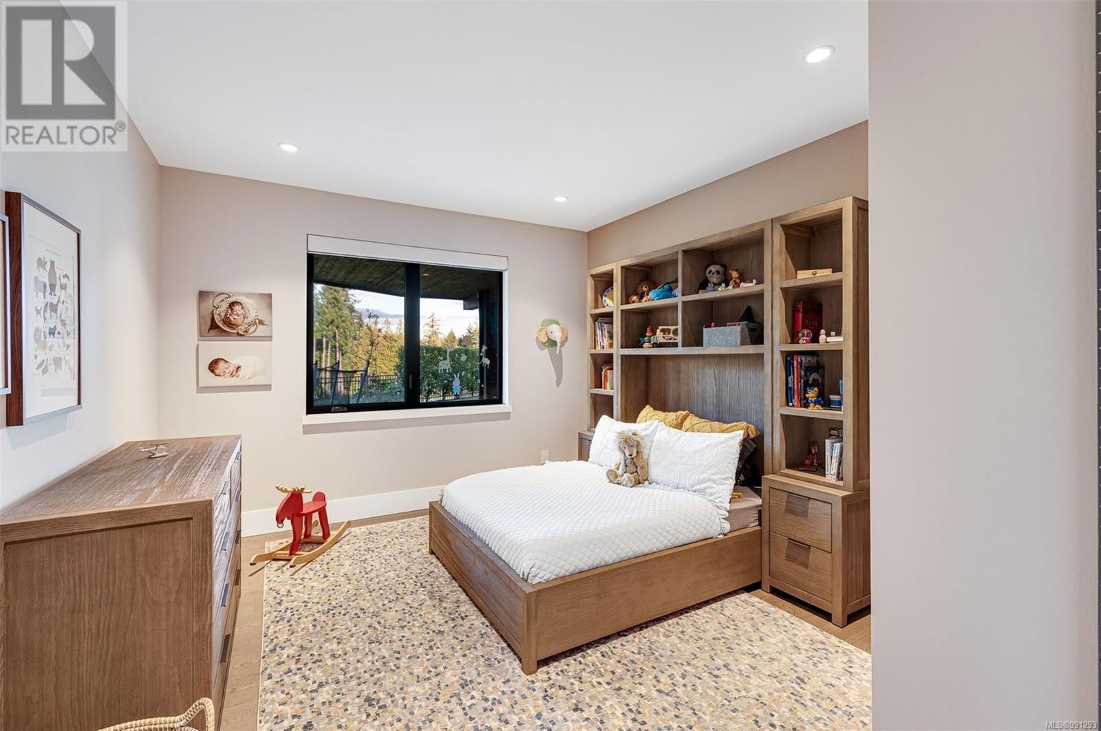 2022 PEBBLE DRIVE Image 38