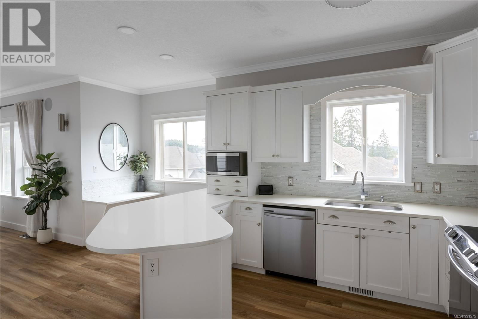 2011 TROON COURT Image 10