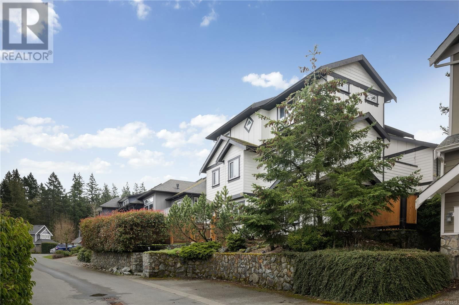 2011 TROON COURT Image 41