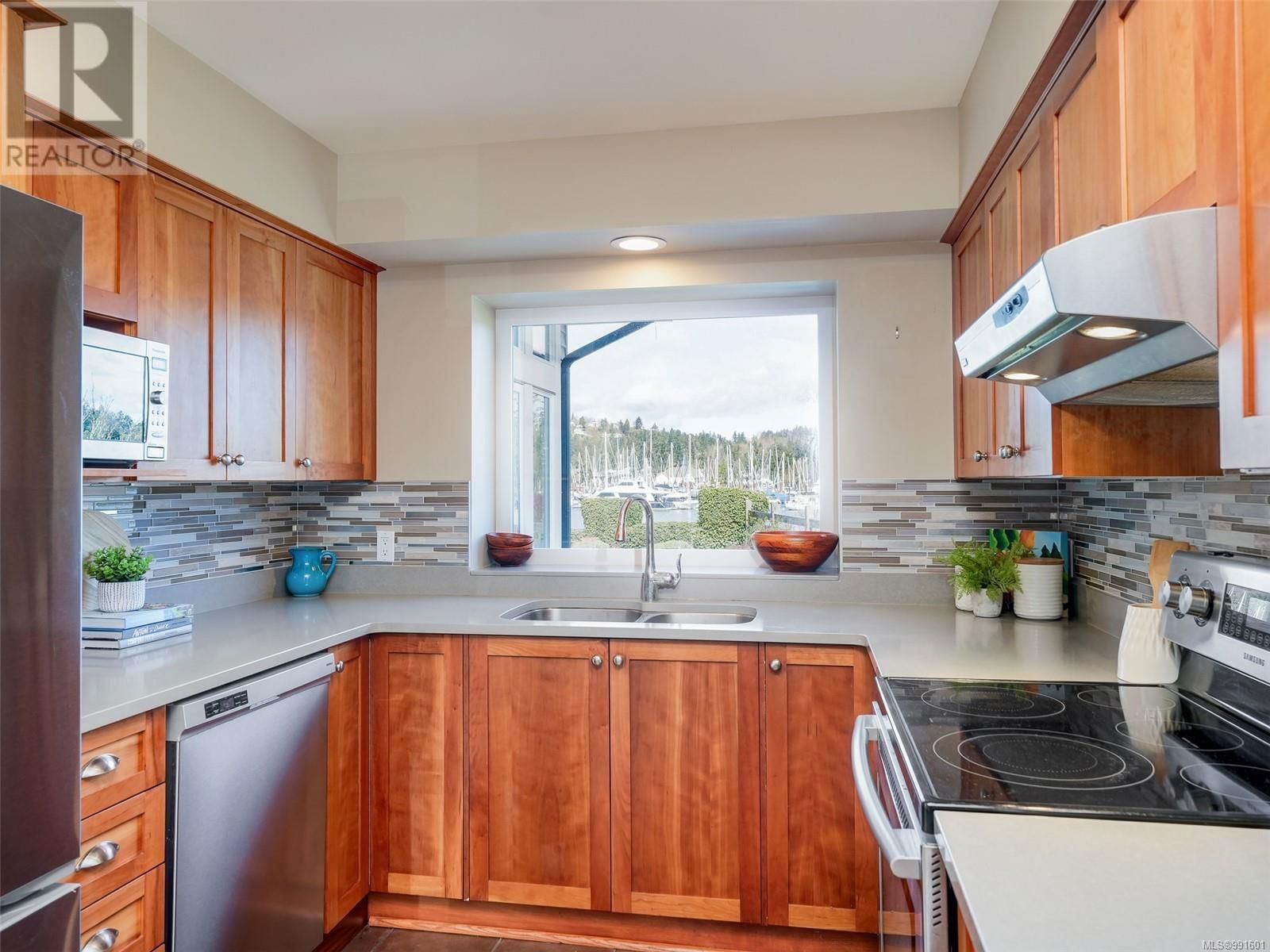 10680 BLUE HERON ROAD Image 18