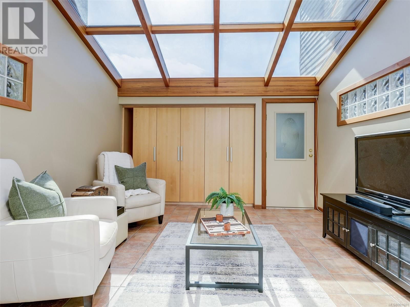10680 BLUE HERON ROAD Image 22