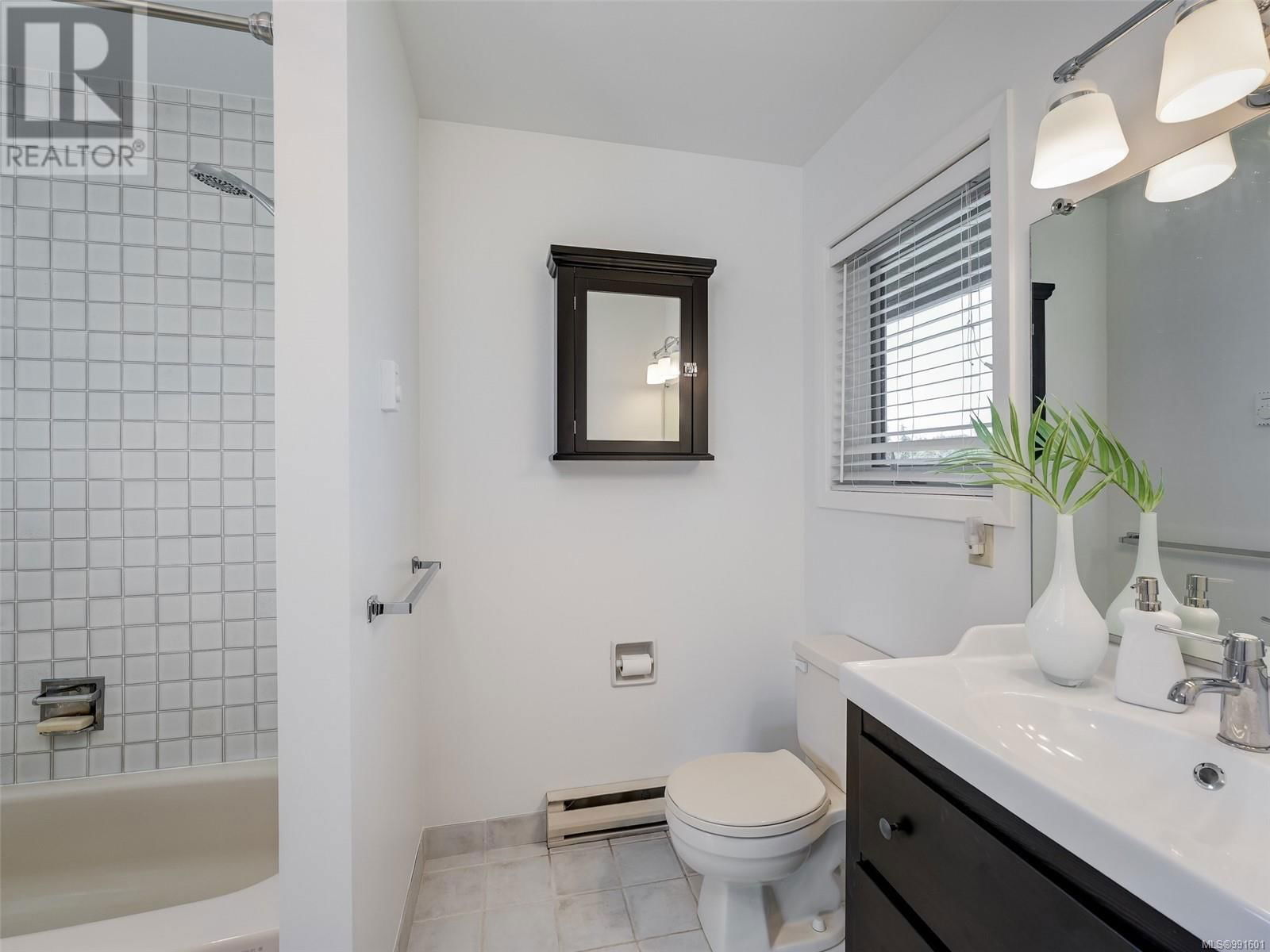 10680 BLUE HERON ROAD Image 35