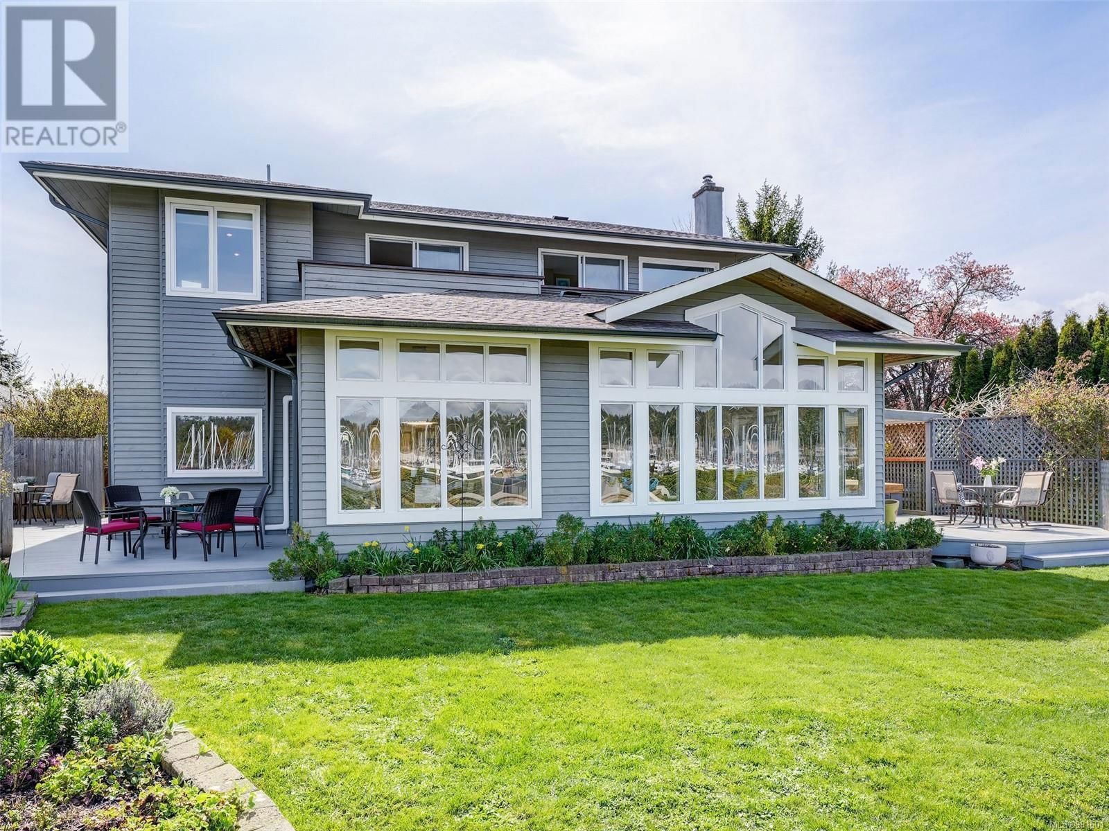 10680 BLUE HERON ROAD Image 36