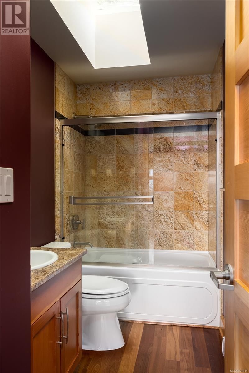 4948 NAGLE ROAD Image 33
