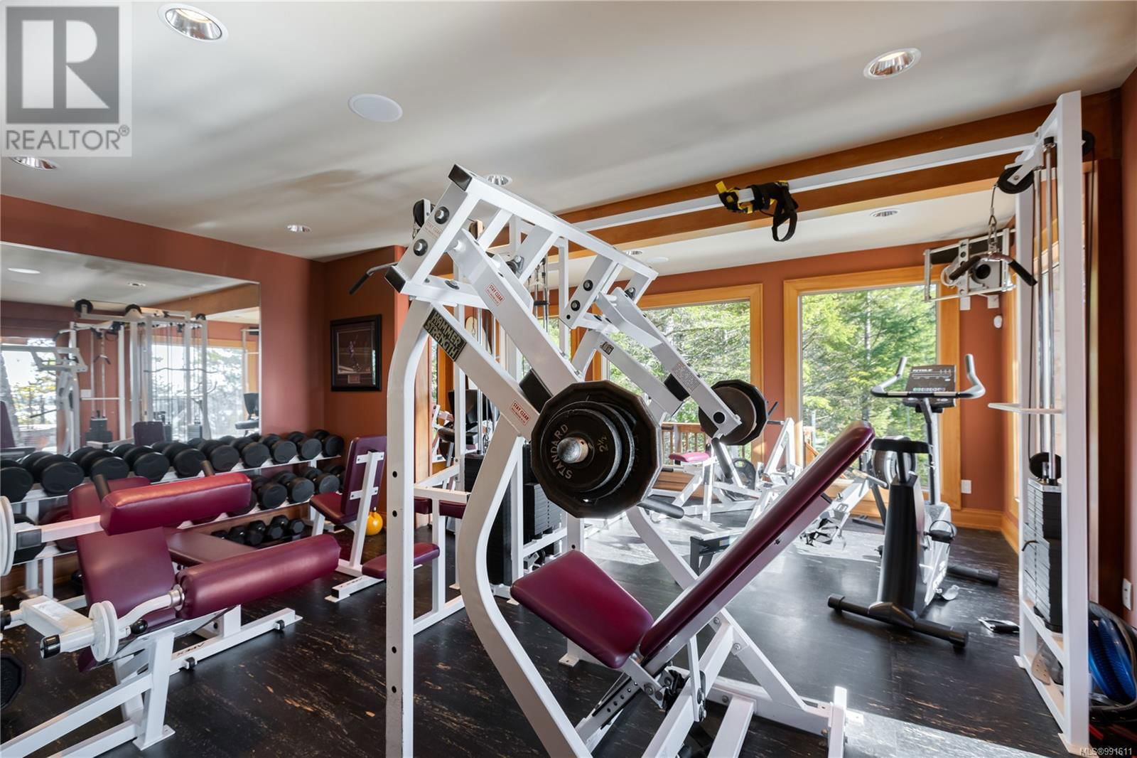 4948 NAGLE ROAD Image 35
