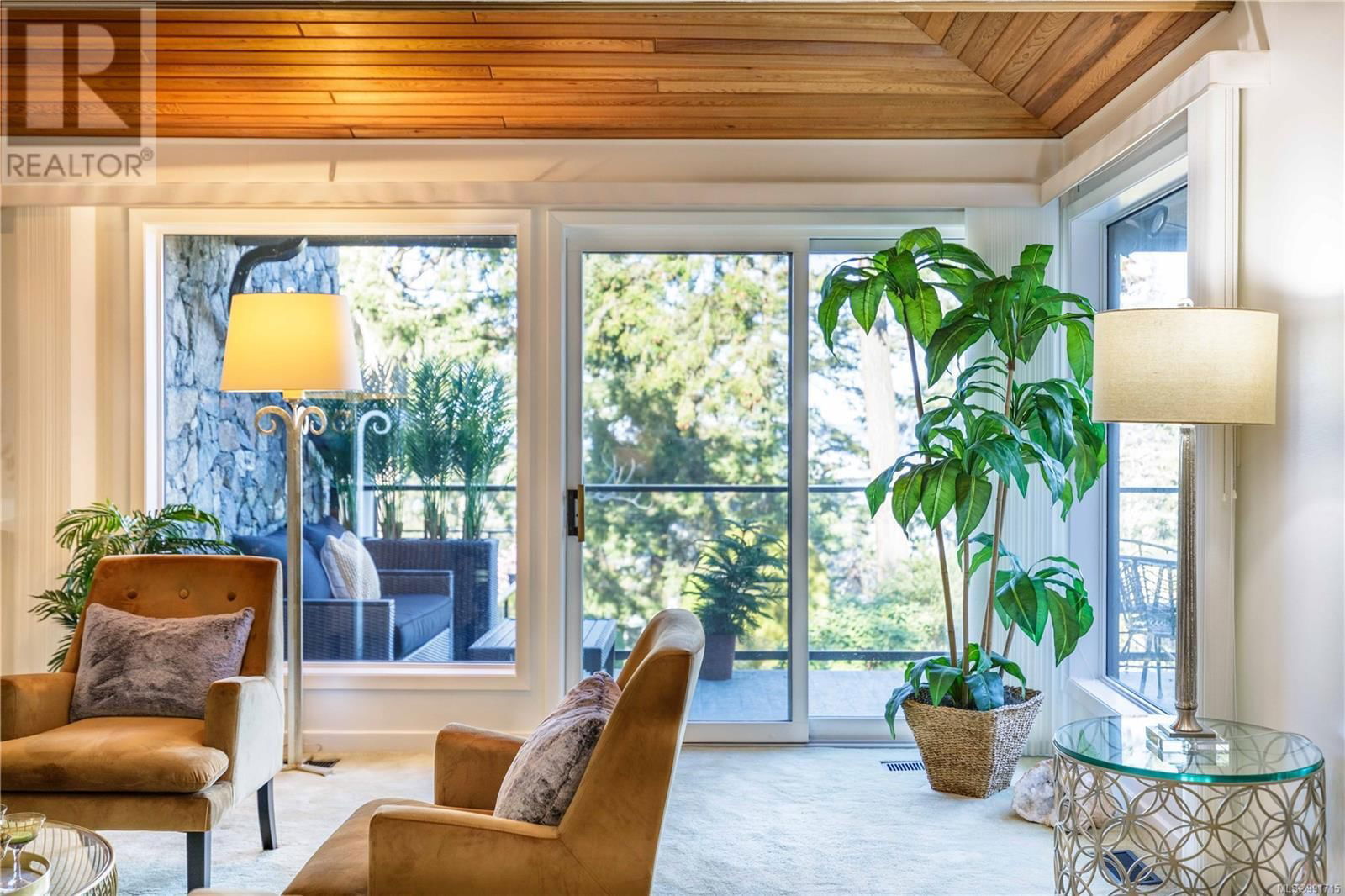 104 - 2829 ARBUTUS ROAD Image 11